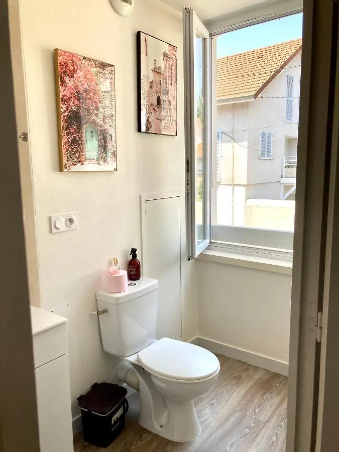 Appartement La Casa du p'tit père 2 adultes et 2 ou 3 enfants à Rives  France