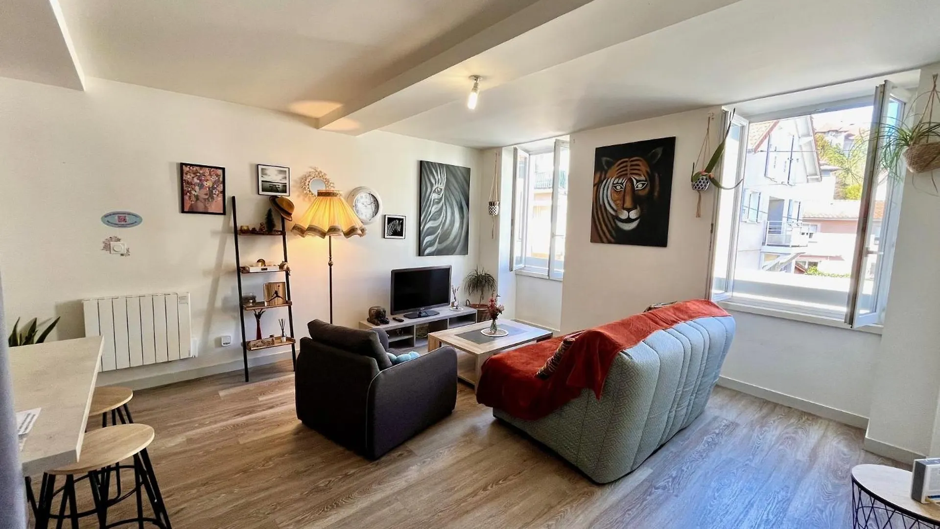 Appartement La Casa du p'tit père 2 adultes et 2 ou 3 enfants à Rives  0*, Rives (Isere)